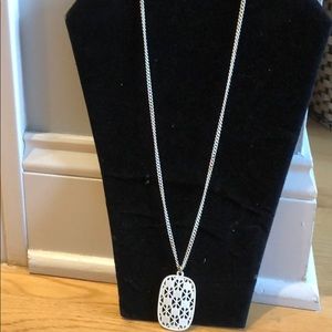 White Pendent Necklace